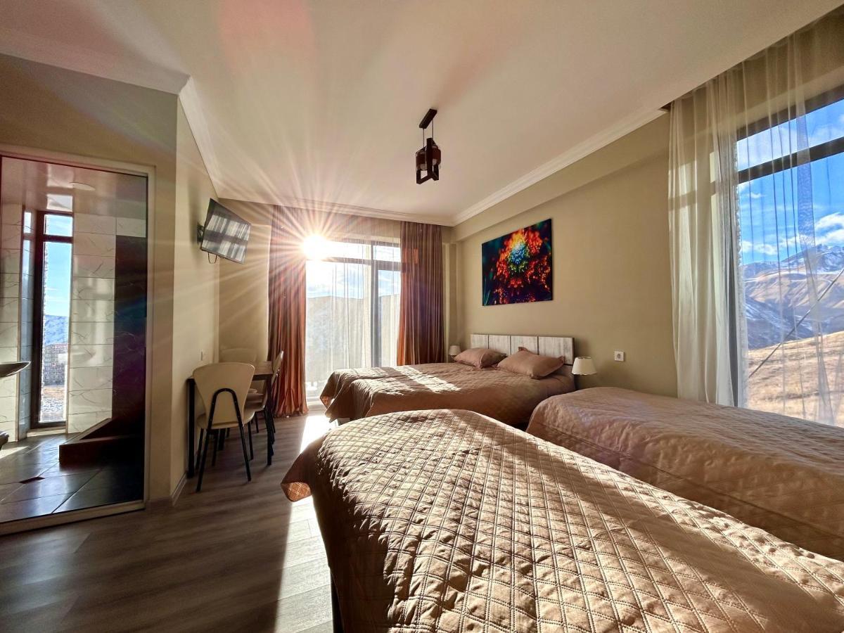 Dandelion Hotel Gudauri Ganisi 外观 照片