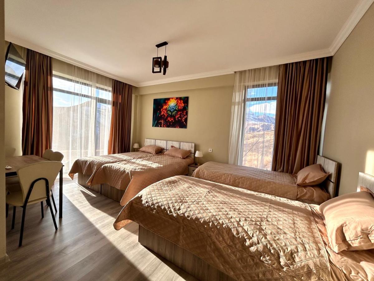 Dandelion Hotel Gudauri Ganisi 外观 照片