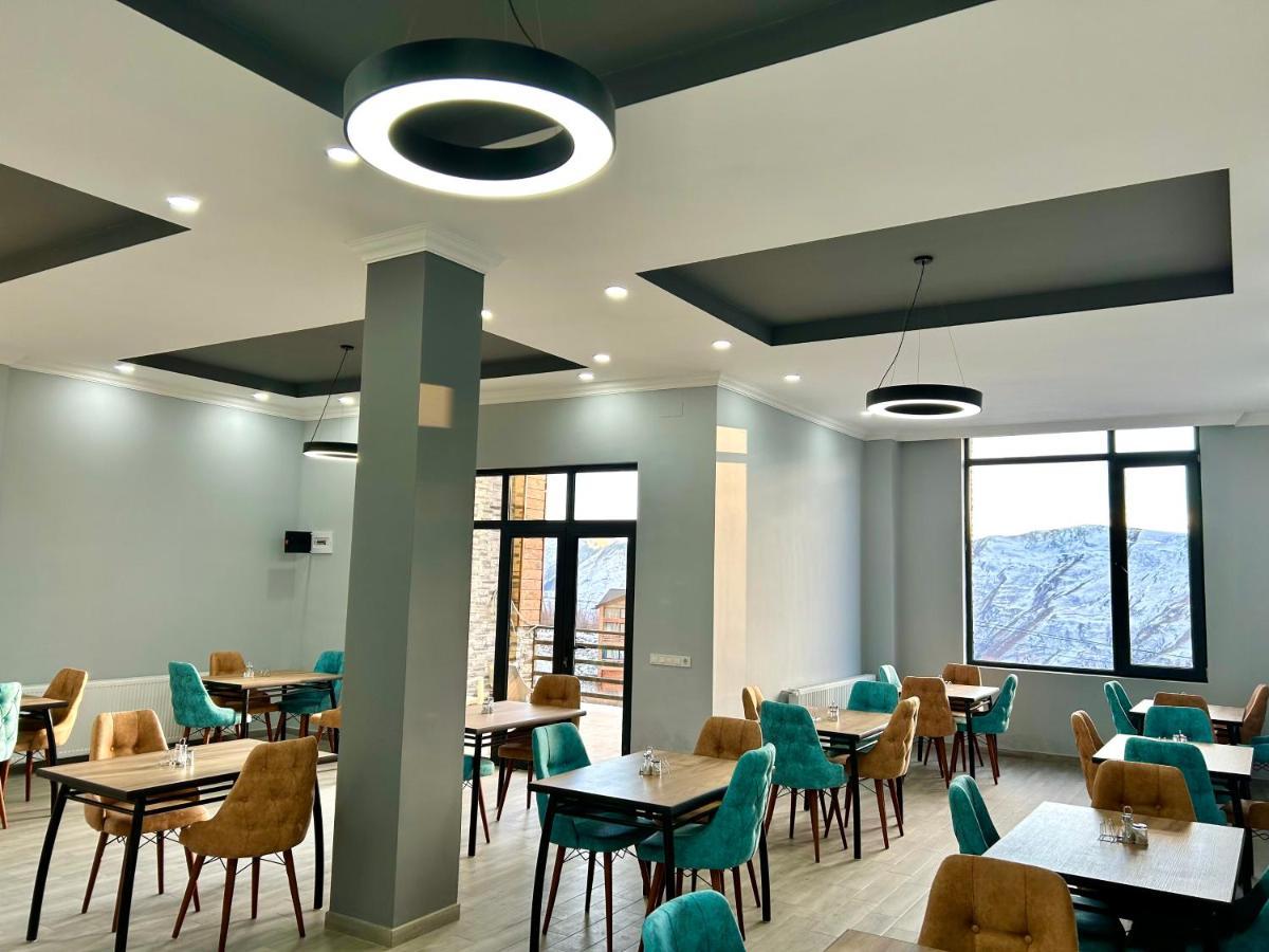 Dandelion Hotel Gudauri Ganisi 外观 照片