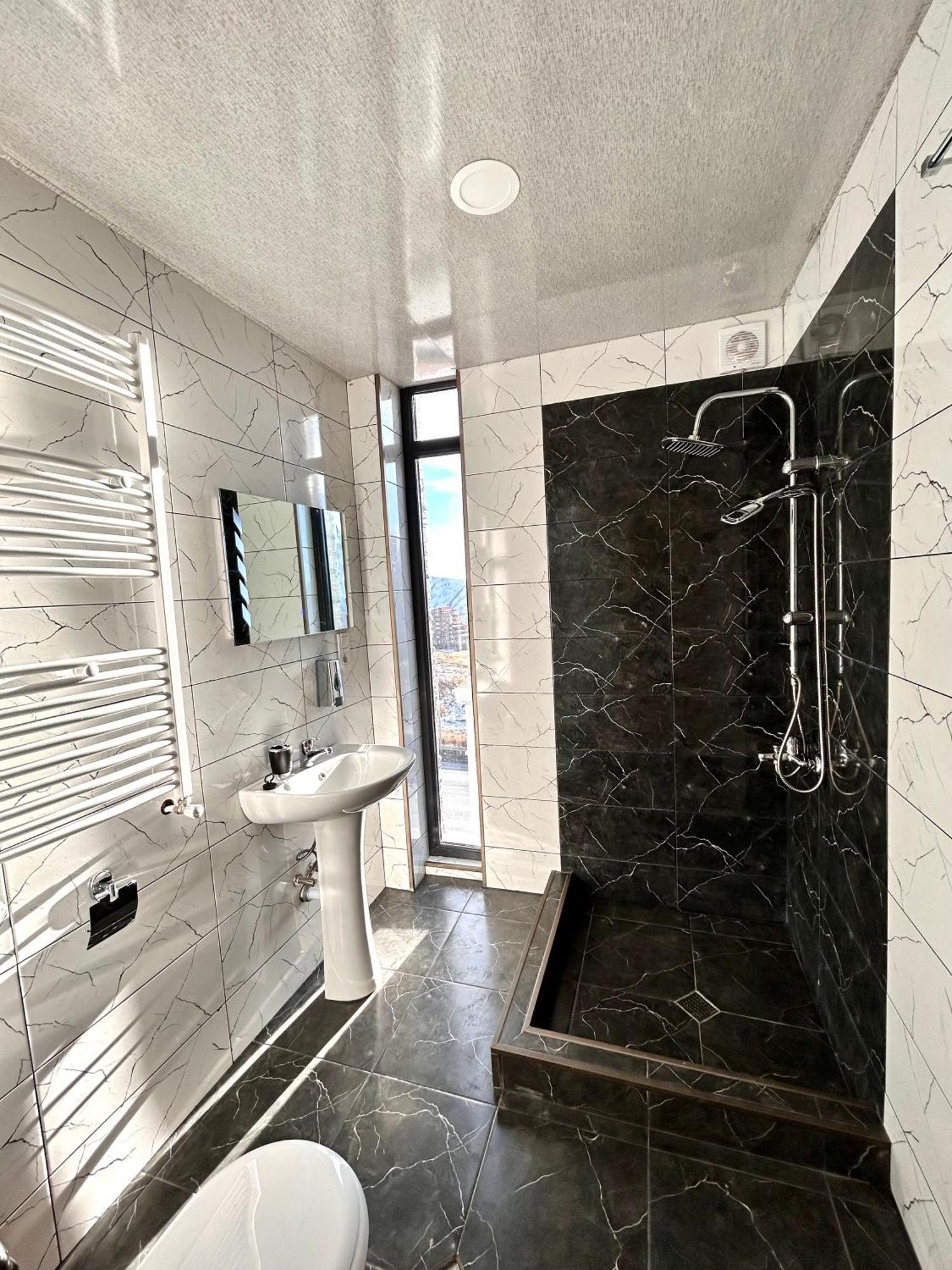 Dandelion Hotel Gudauri Ganisi 外观 照片